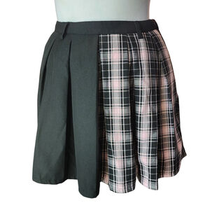 Hot Topic Black & Pink Split Plaid Pleated Skater Skirt Women's M
